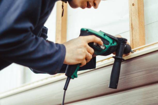 Siding Removal and Disposal in New Brockton, AL